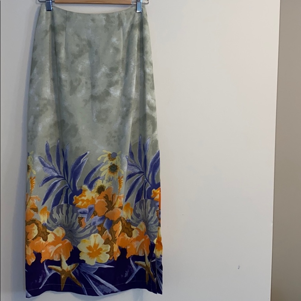 Floral maxi skirt